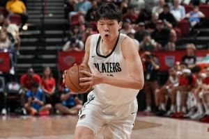 孔祥宇：瀚森面对有投篮&技术内线时防守较吃力 进攻端需要有回应